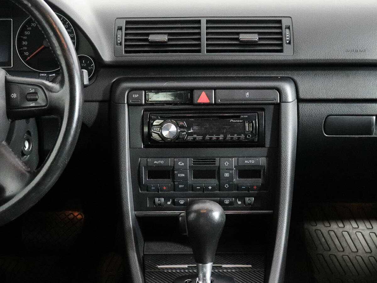 Audi A4, 2005 Фото №12