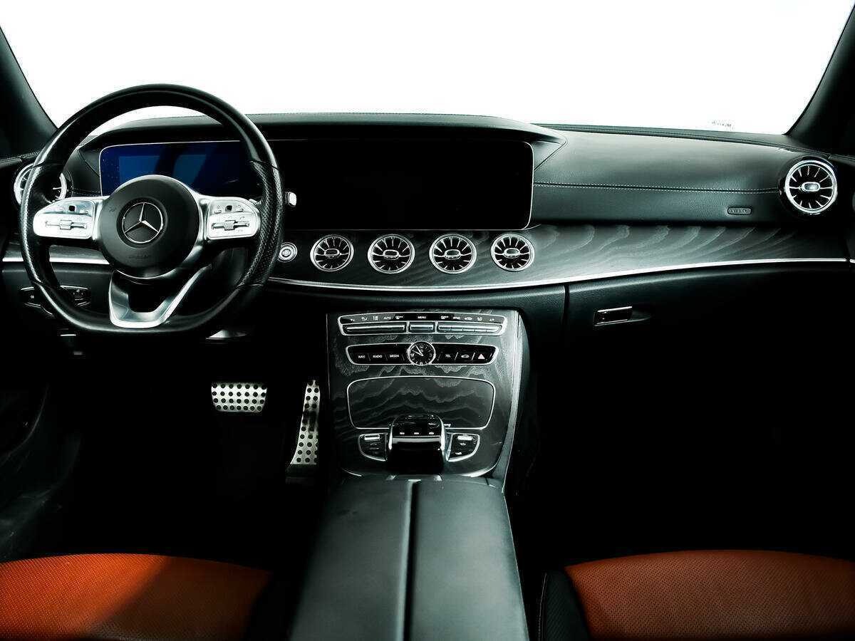 Mercedes-Benz E-Класс 200, 2018 Фото №9