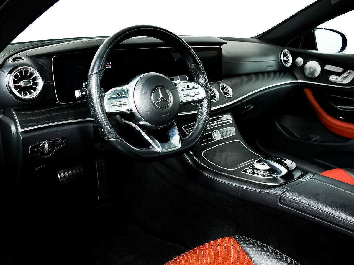 Mercedes-Benz E-Класс 200, 2018 Фото №11