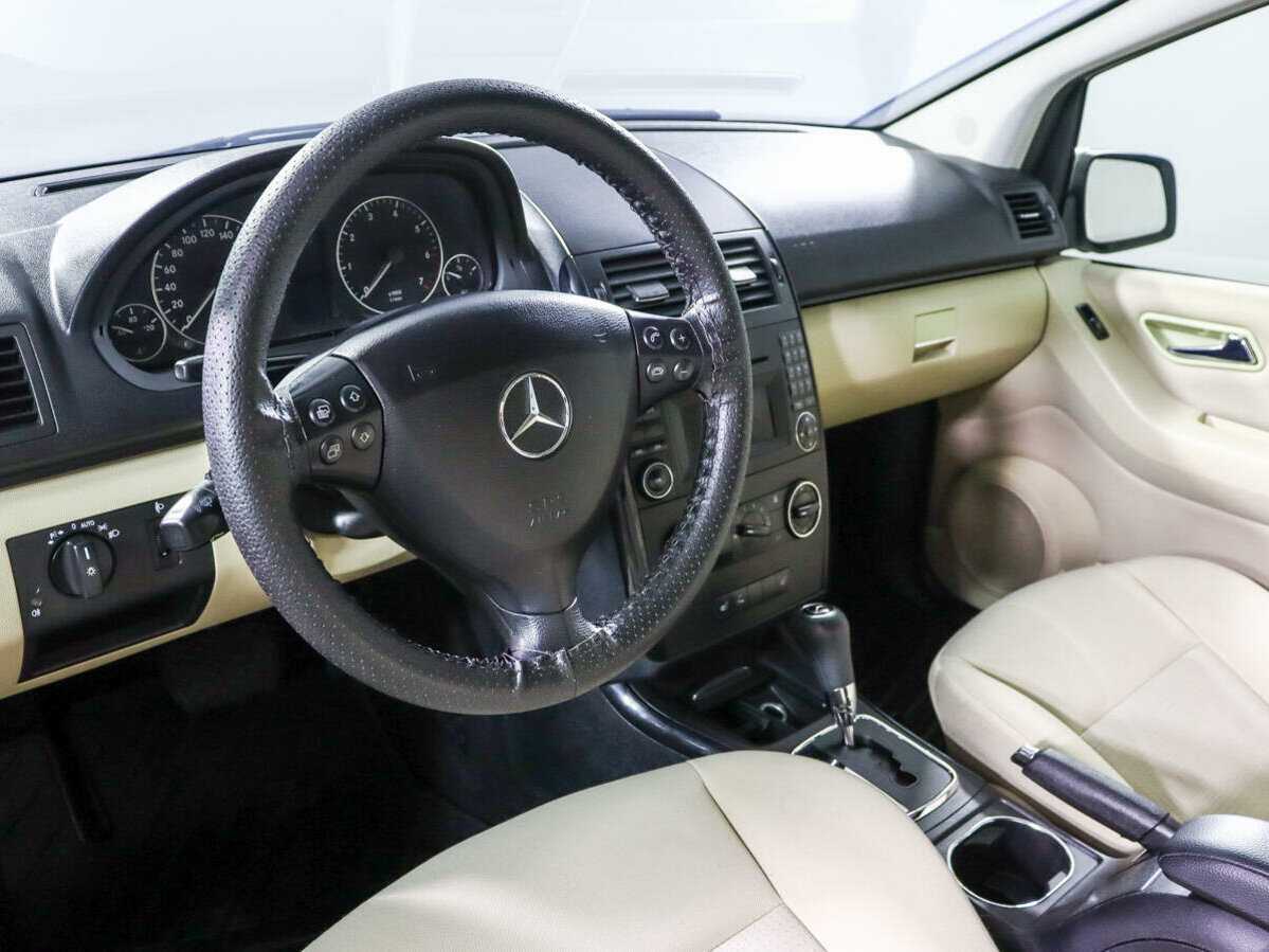 Mercedes-Benz A-Класс 180, 2009 Фото №12