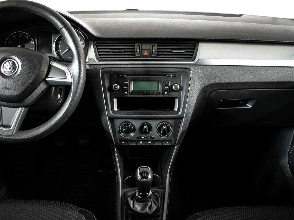 Skoda Rapid, 2014 Фото №10