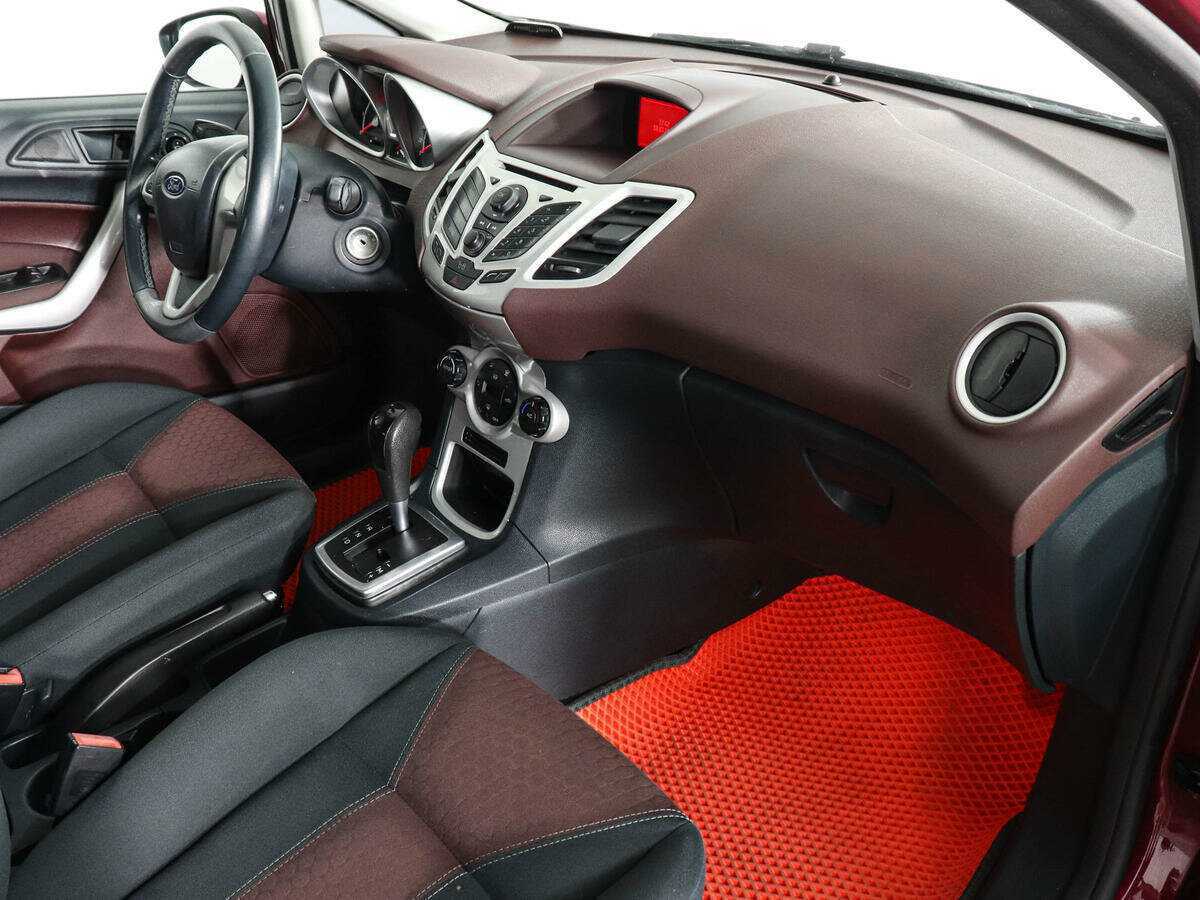 Ford Fiesta, 2010 - 130 645 км. | Фото №6