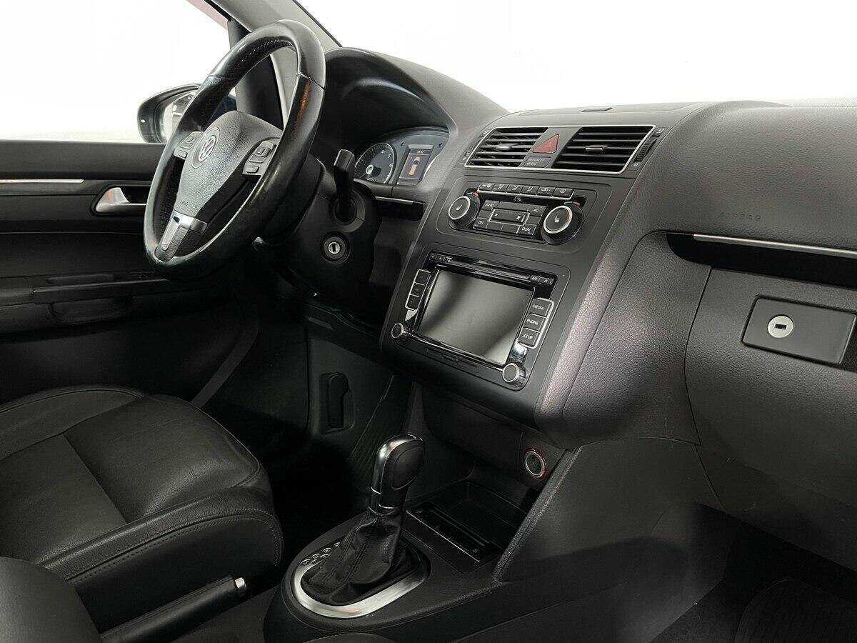 Volkswagen Touran, 2012 Фото №9