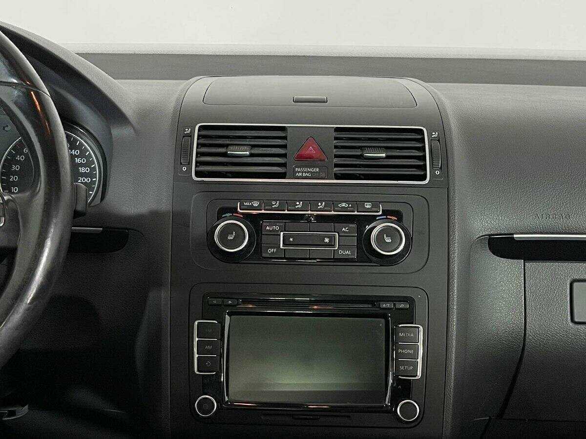 Volkswagen Touran, 2012 Фото №12