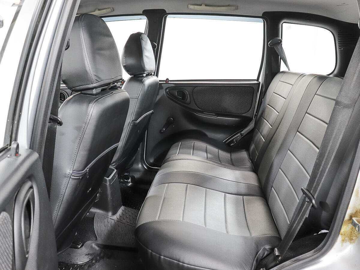 Chevrolet Niva, 2011 Фото №10
