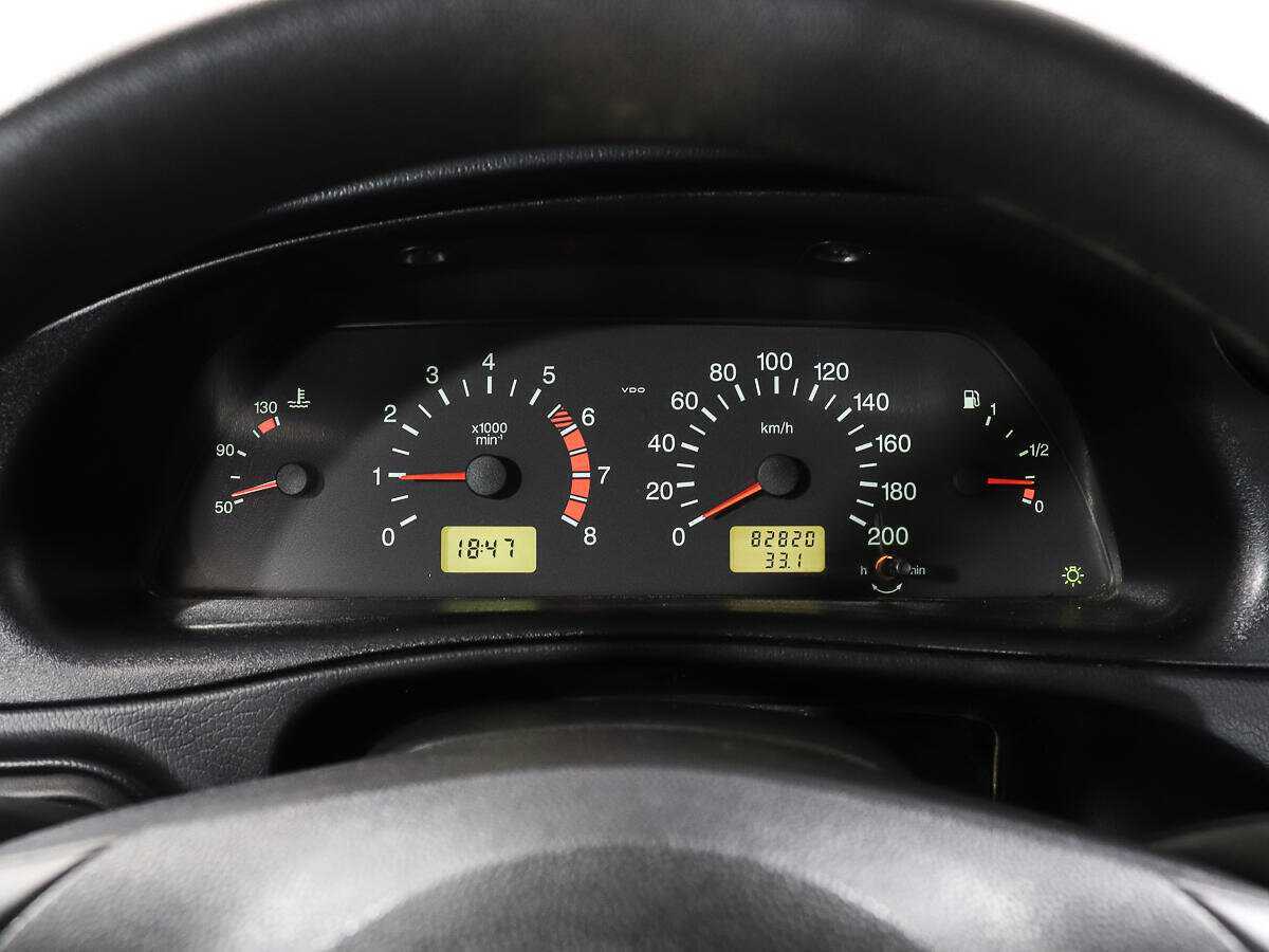 Chevrolet Niva, 2011 Фото №11