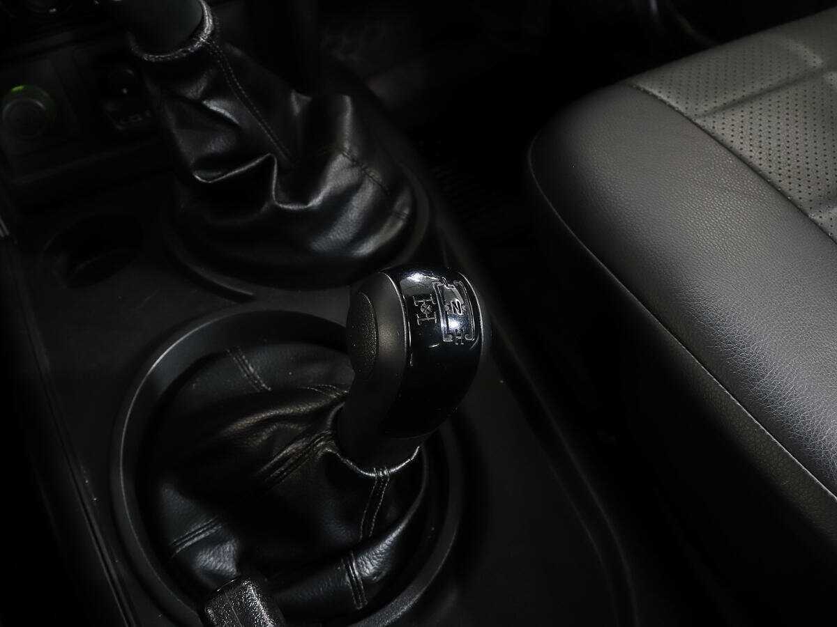 Chevrolet Niva, 2011 Фото №15