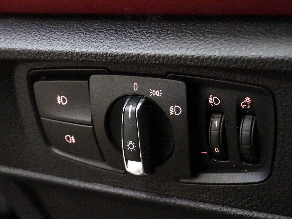 BMW 1 серии 118i, 2012 Фото №12