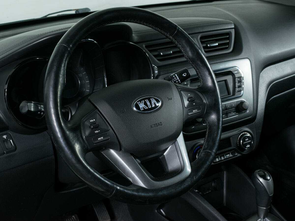 Kia Rio 4-speed, 2013 Фото №13