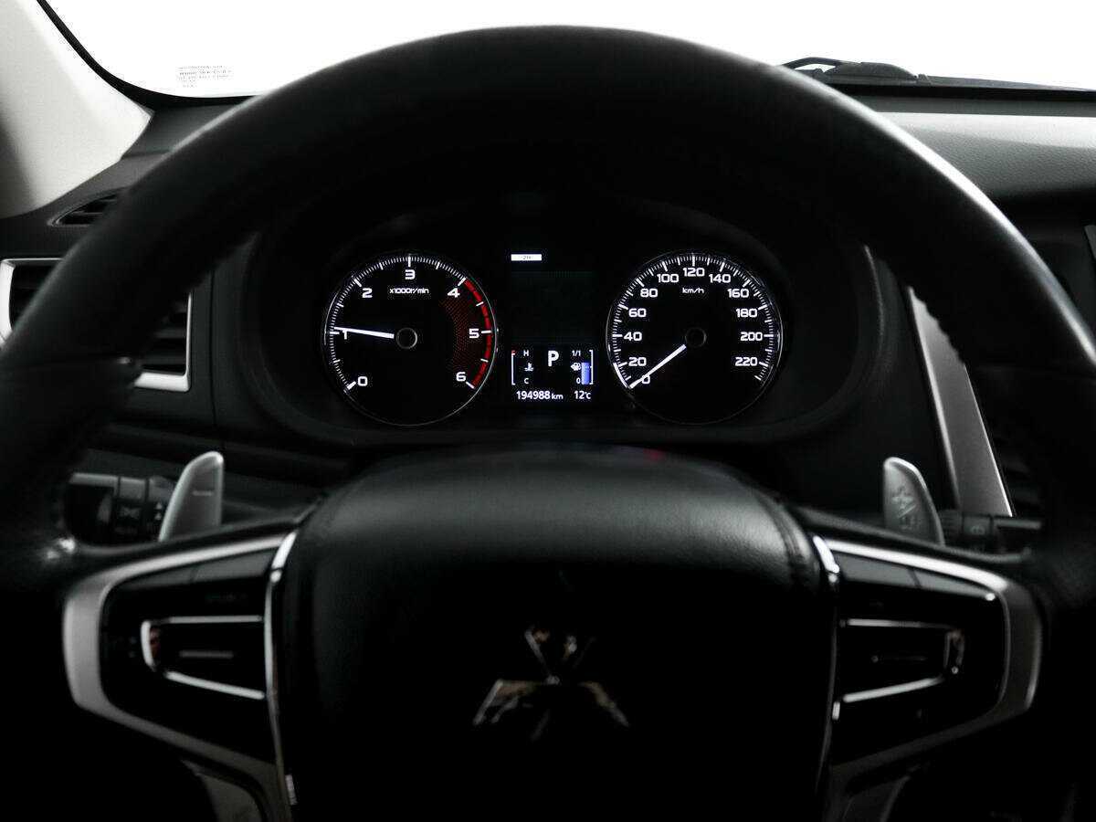 Mitsubishi Pajero Sport, 2019 Фото №18