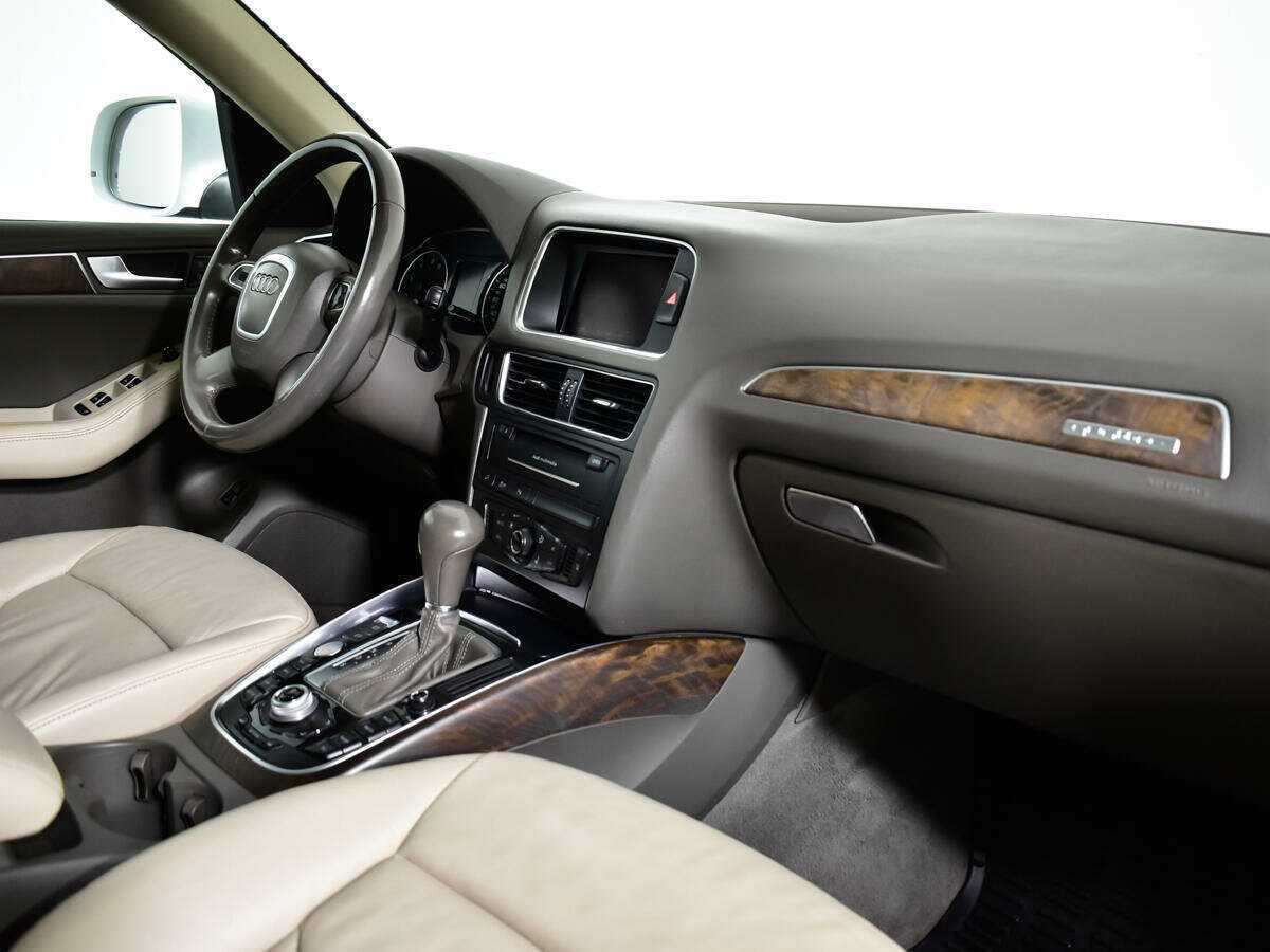 Audi Q5, 2010 Фото №9