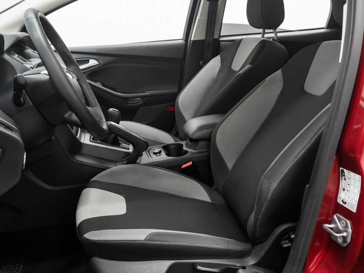 Ford Focus, 2011 Фото №11