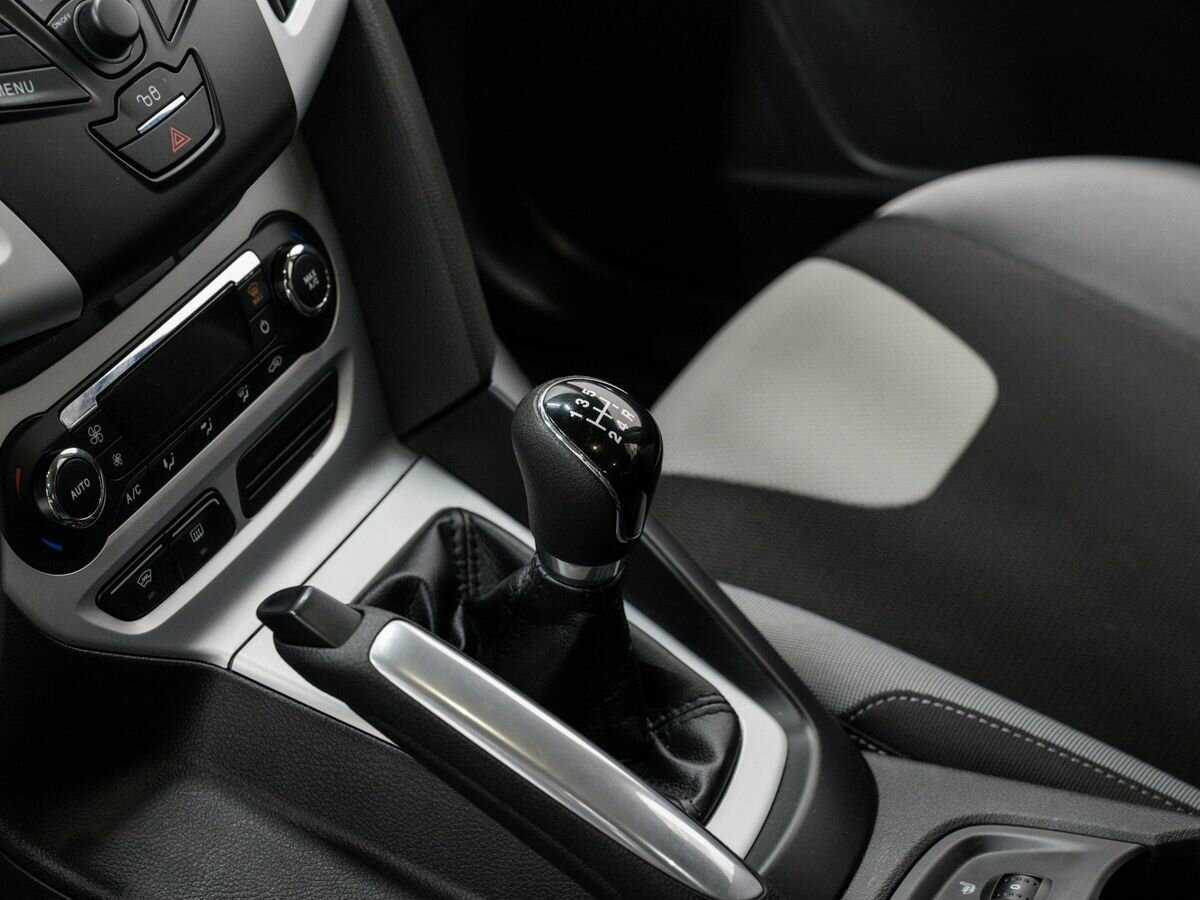 Ford Focus, 2011 Фото №14