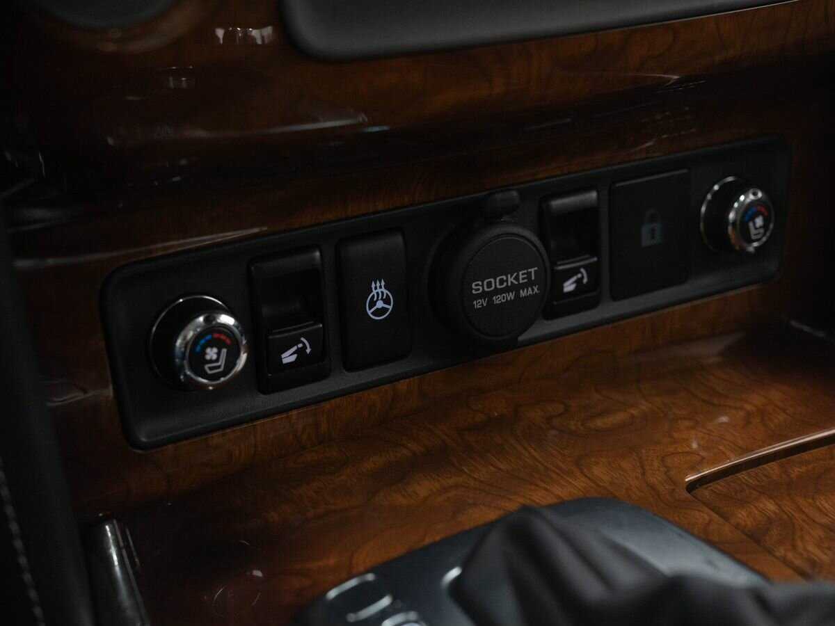 Infiniti QX80, 2017 Фото №25