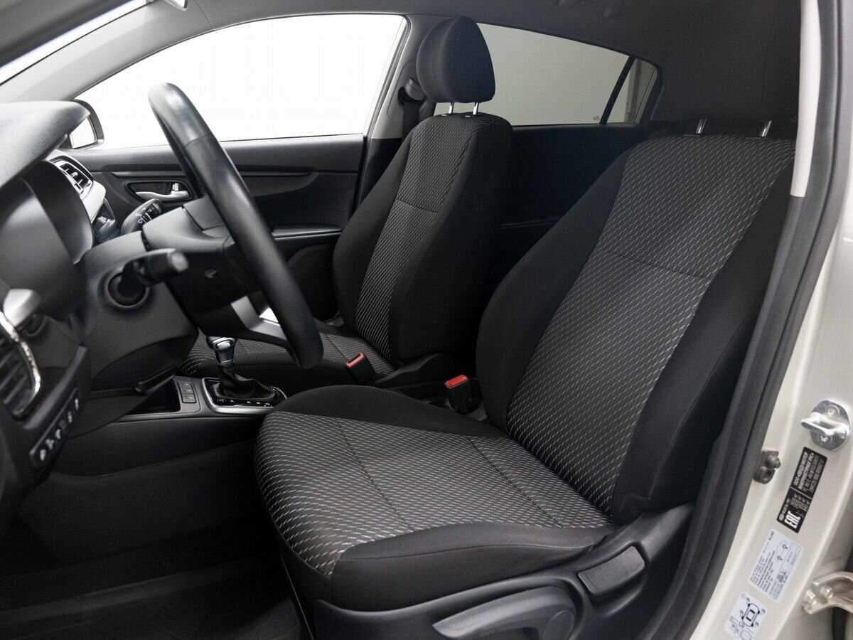 Kia Rio X-Line, 2020 Фото №10