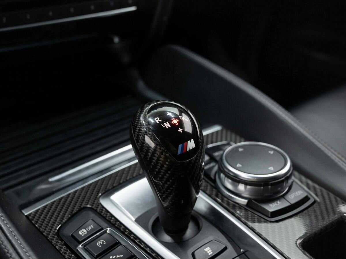 BMW X5 M, 2015 Фото №25