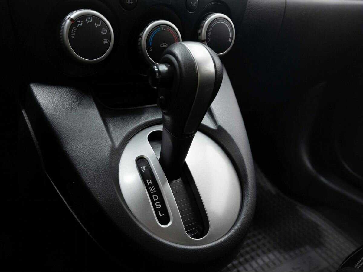 Mazda 2, 2009 Фото №20