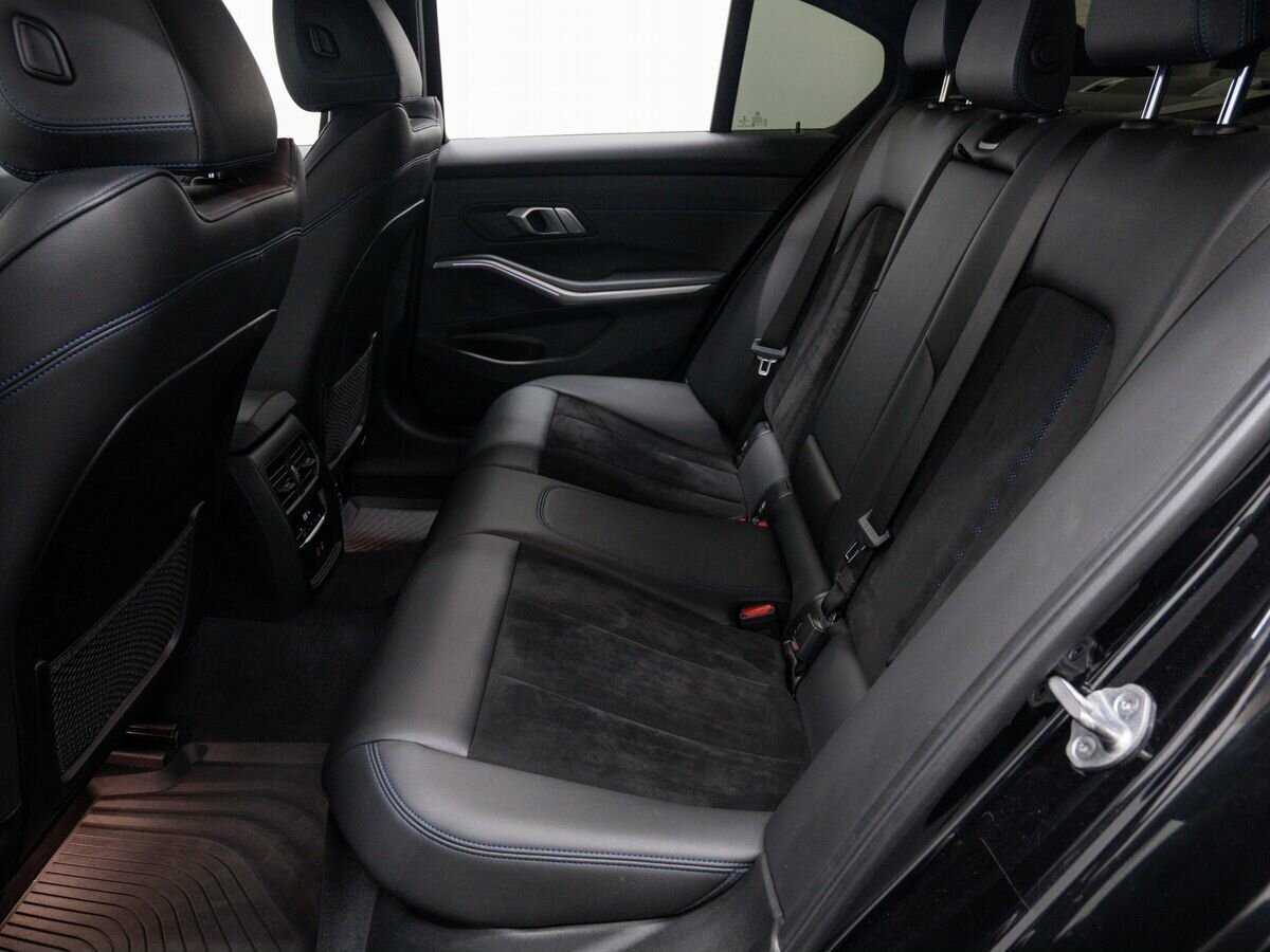 BMW 3 серии 320i xDrive, 2020 Фото №17