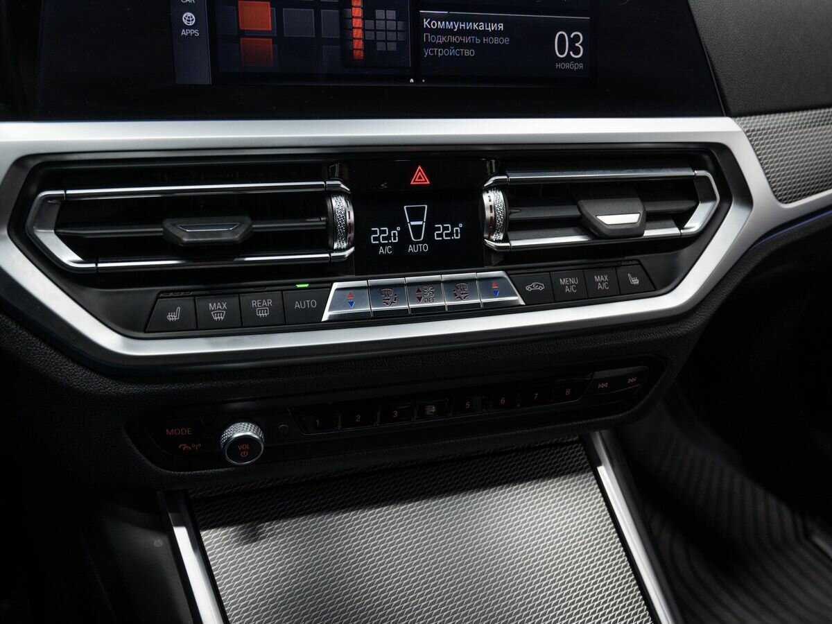 BMW 3 серии 320i xDrive, 2020 Фото №24
