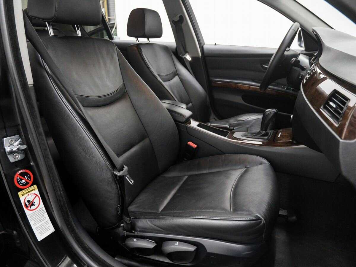 BMW 3 серии 320i, 2009 Фото №9