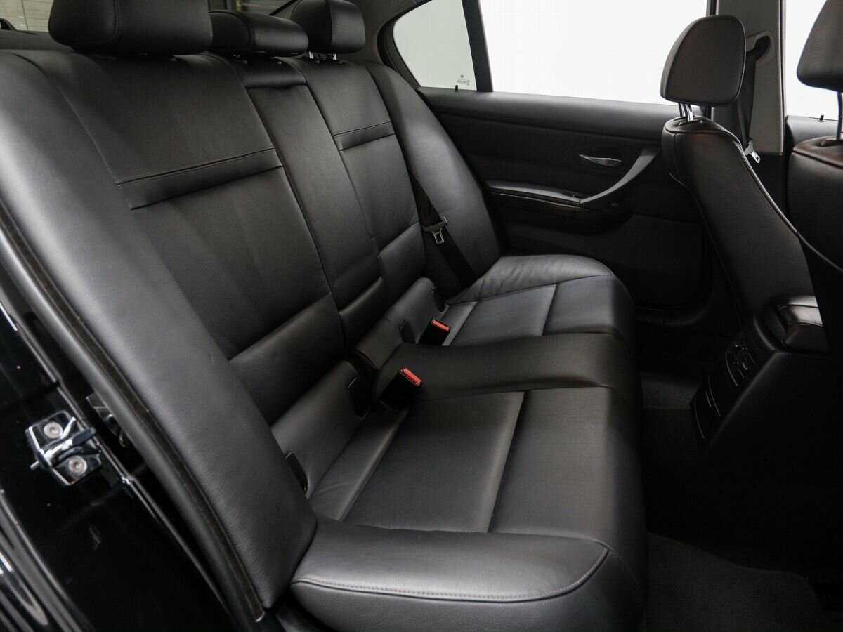 BMW 3 серии 320i, 2009 Фото №10