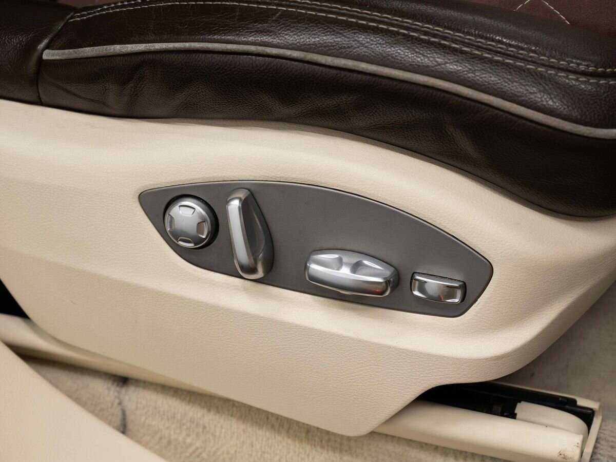 Porsche Cayenne Diesel, 2011 Фото №15