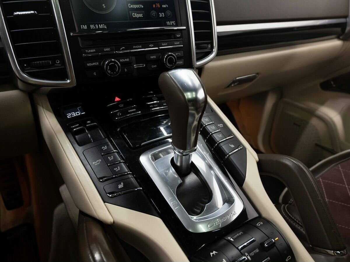 Porsche Cayenne Diesel, 2011 Фото №23