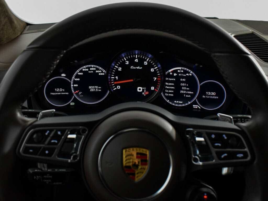 Porsche Cayenne Turbo, 2018 Фото №29