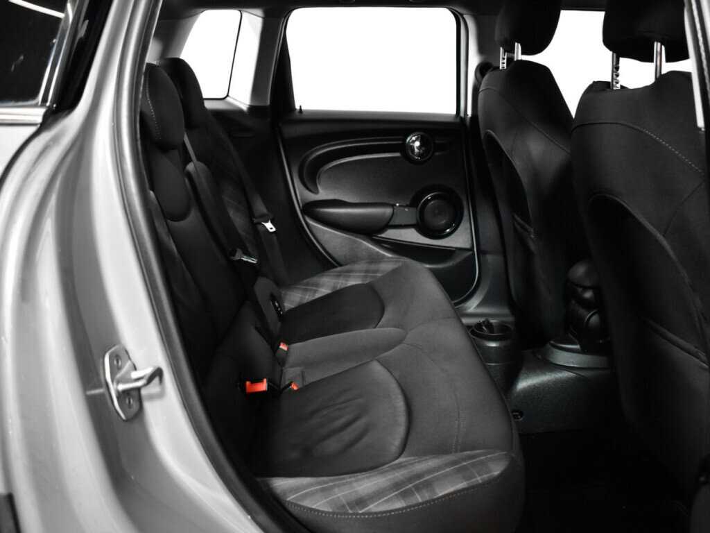 Mini Hatch Cooper, 2018 Фото №10