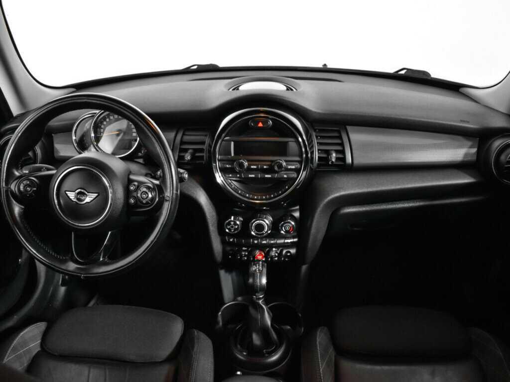 Mini Hatch Cooper, 2018 Фото №12