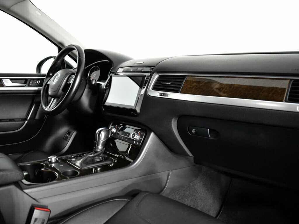 Volkswagen Touareg, 2011 Фото №9