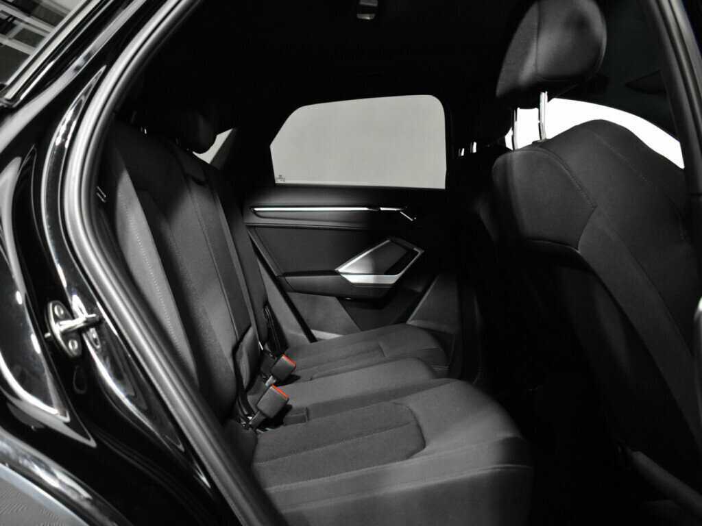 Audi Q3 Sportback 40 TFSI, 2020 Фото №10