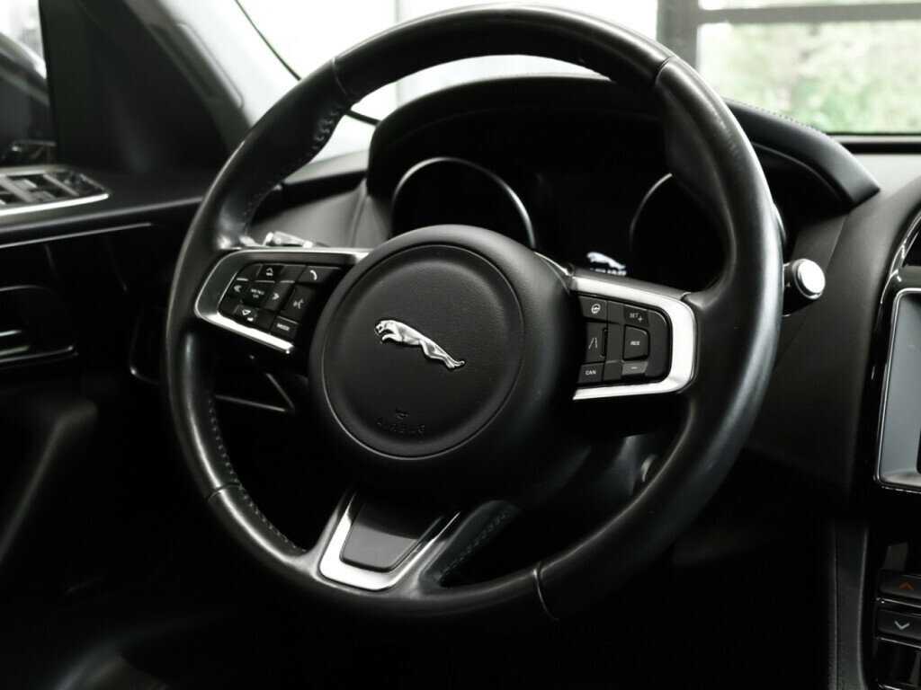 Jaguar F-Pace, 2020 Фото №9