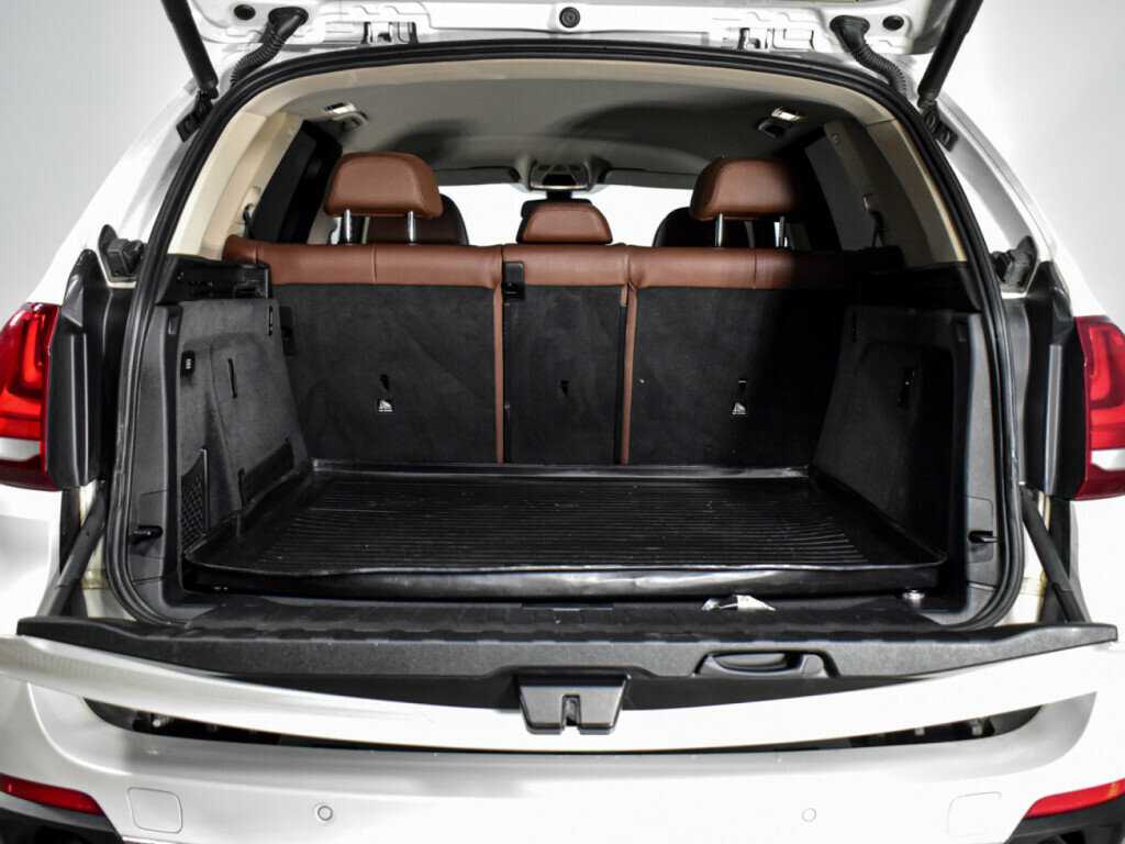 BMW X5 35i, 2015 Фото №12