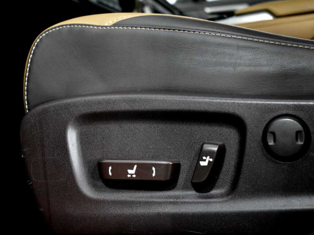 Lexus RX 200t, 2017 - 197 699 км. | Фото №8