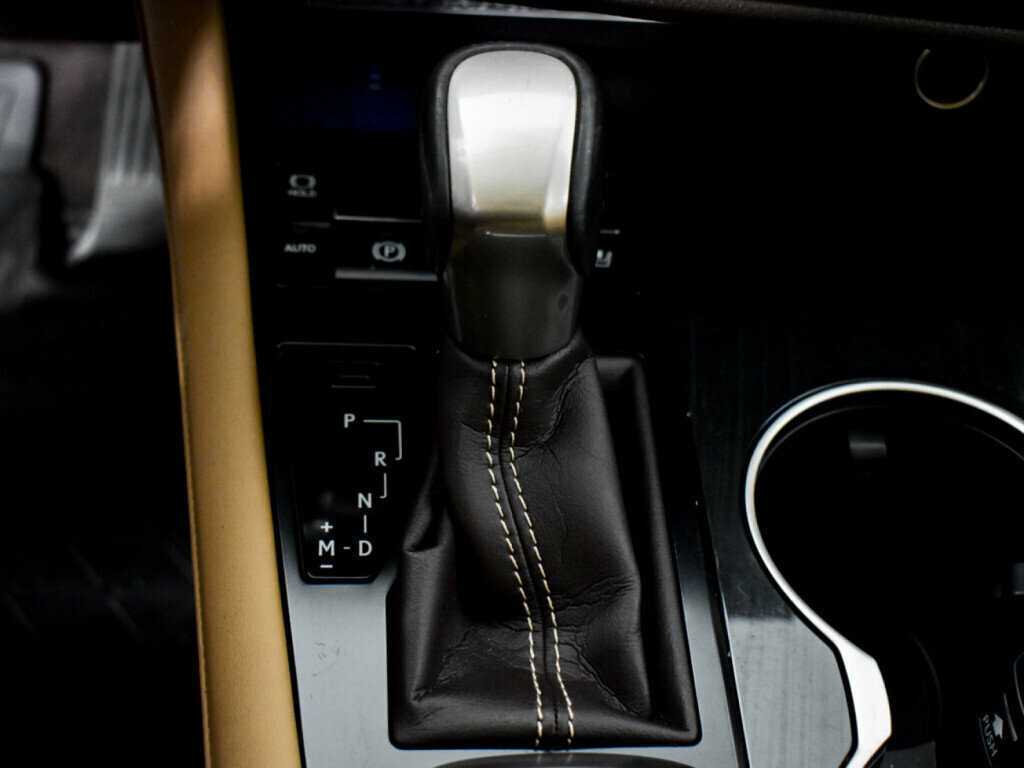 Lexus RX 200t, 2017 Фото №9