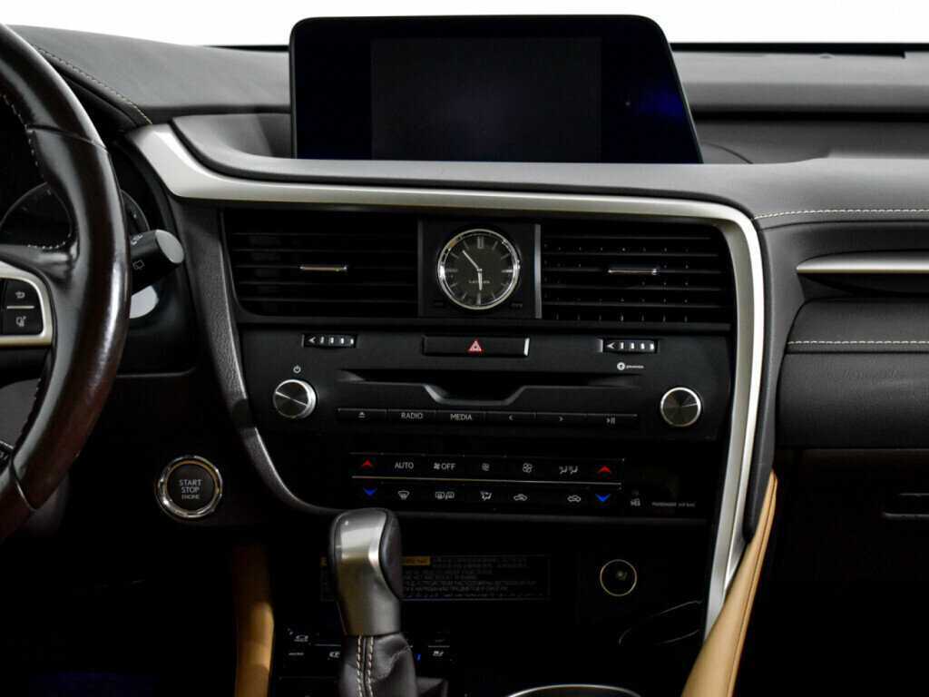 Lexus RX 200t, 2017 Фото №14