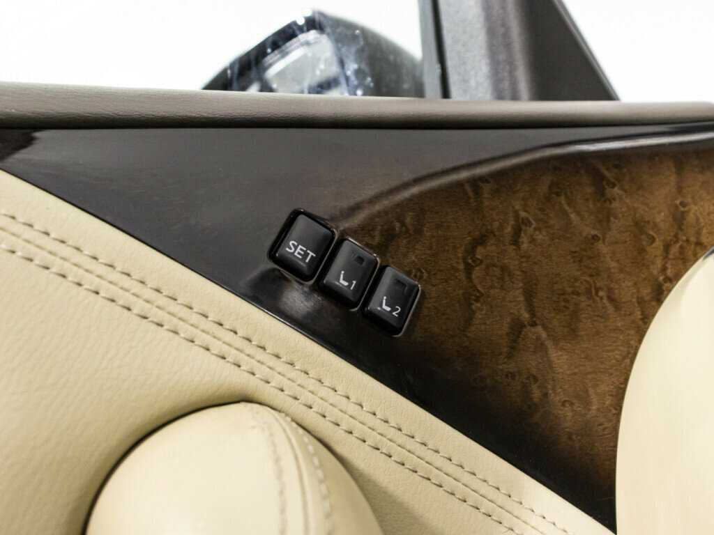 Infiniti QX80, 2013 Фото №20