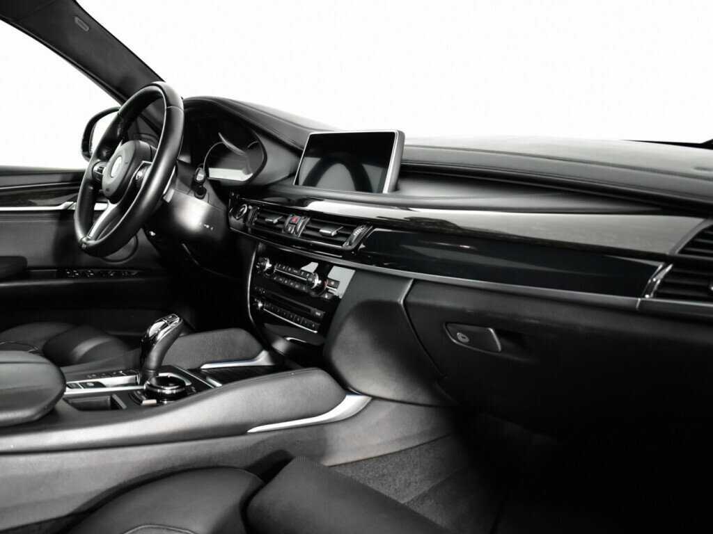 BMW X6 50i, 2015 Фото №9