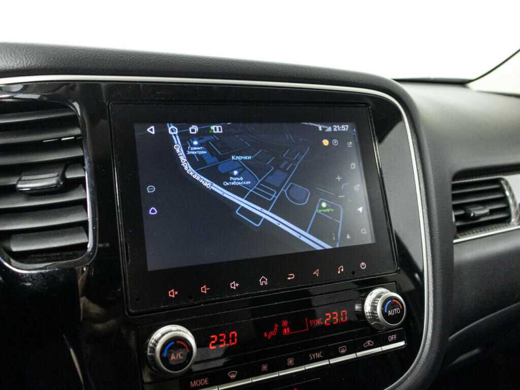 Mitsubishi Outlander, 2021 Фото №16