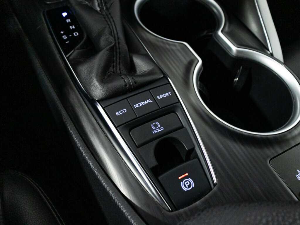 Toyota Camry, 2021 Фото №18