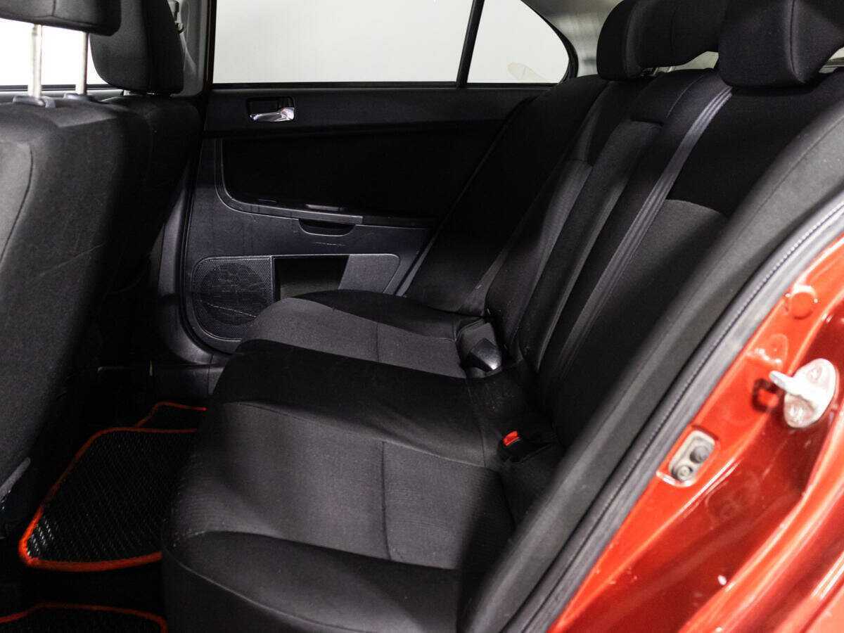 Mitsubishi Lancer, 2011 Фото №10