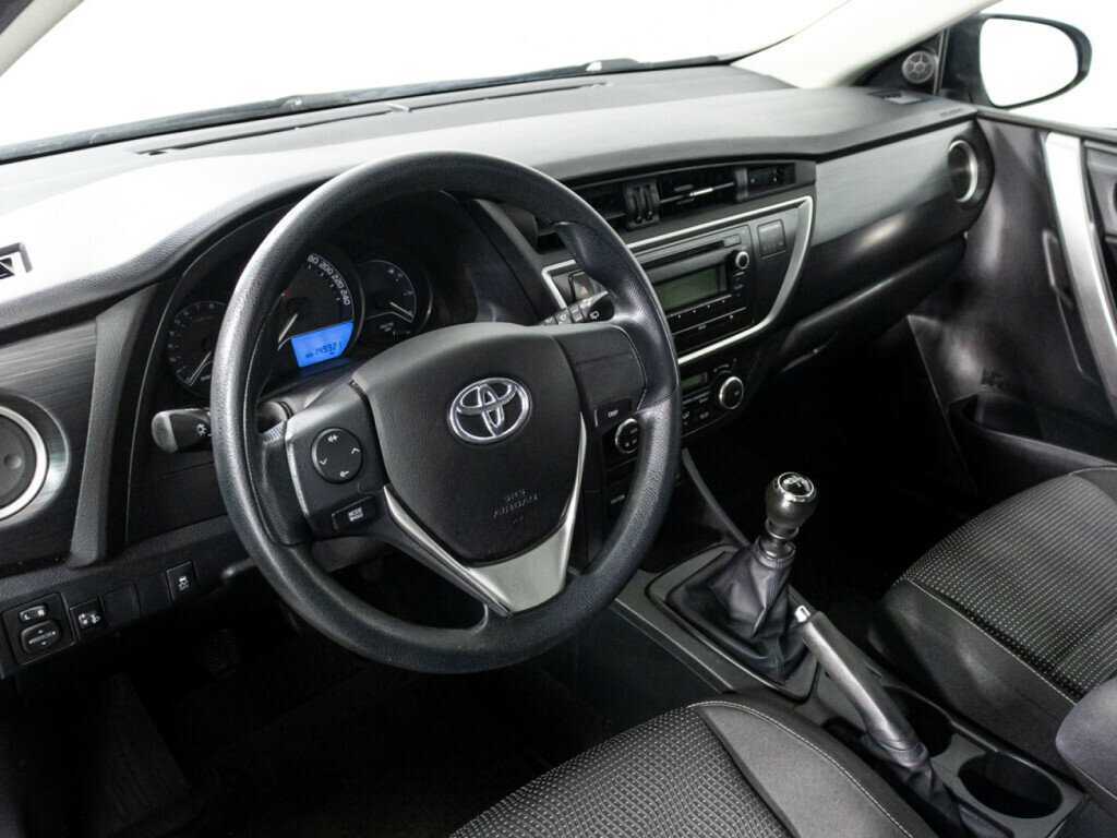 Toyota Auris, 2014 Фото №11