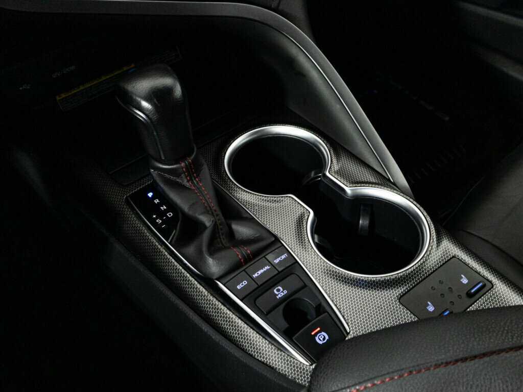 Toyota Camry, 2021 Фото №17