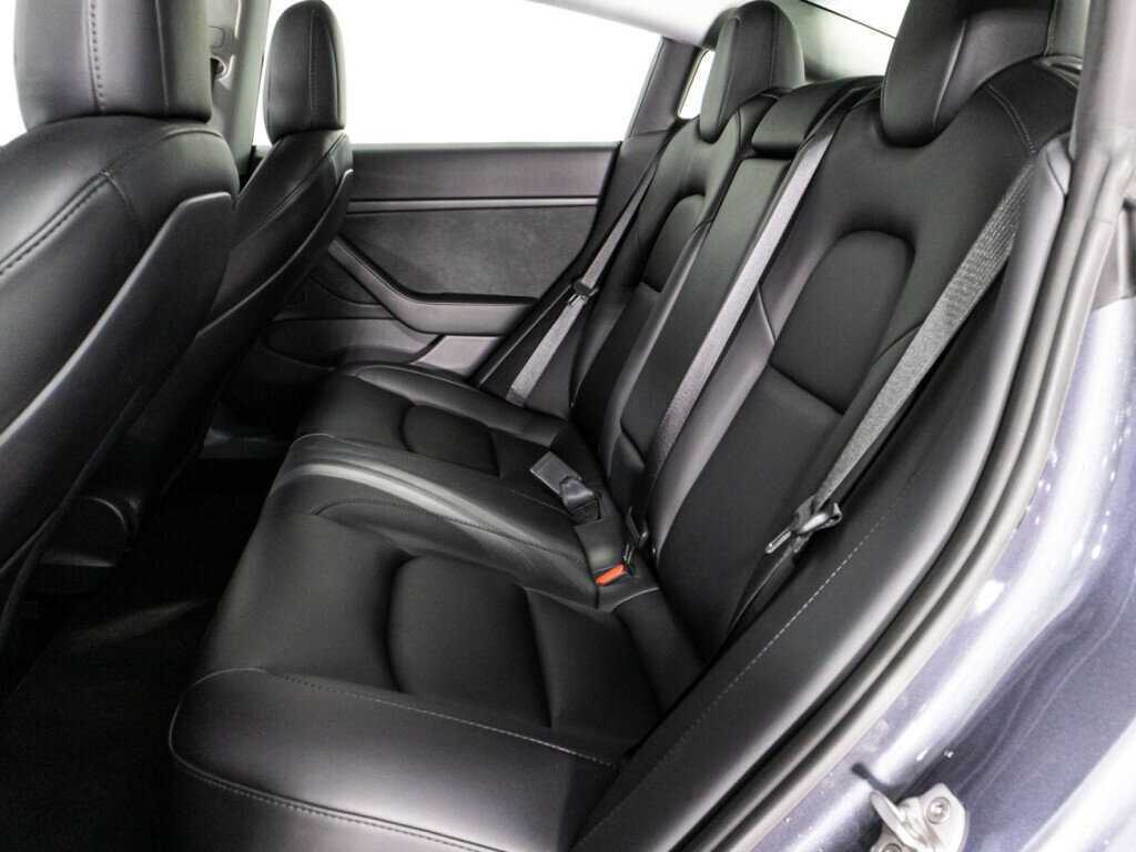 Tesla Model 3 Performance, 2020 Фото №10