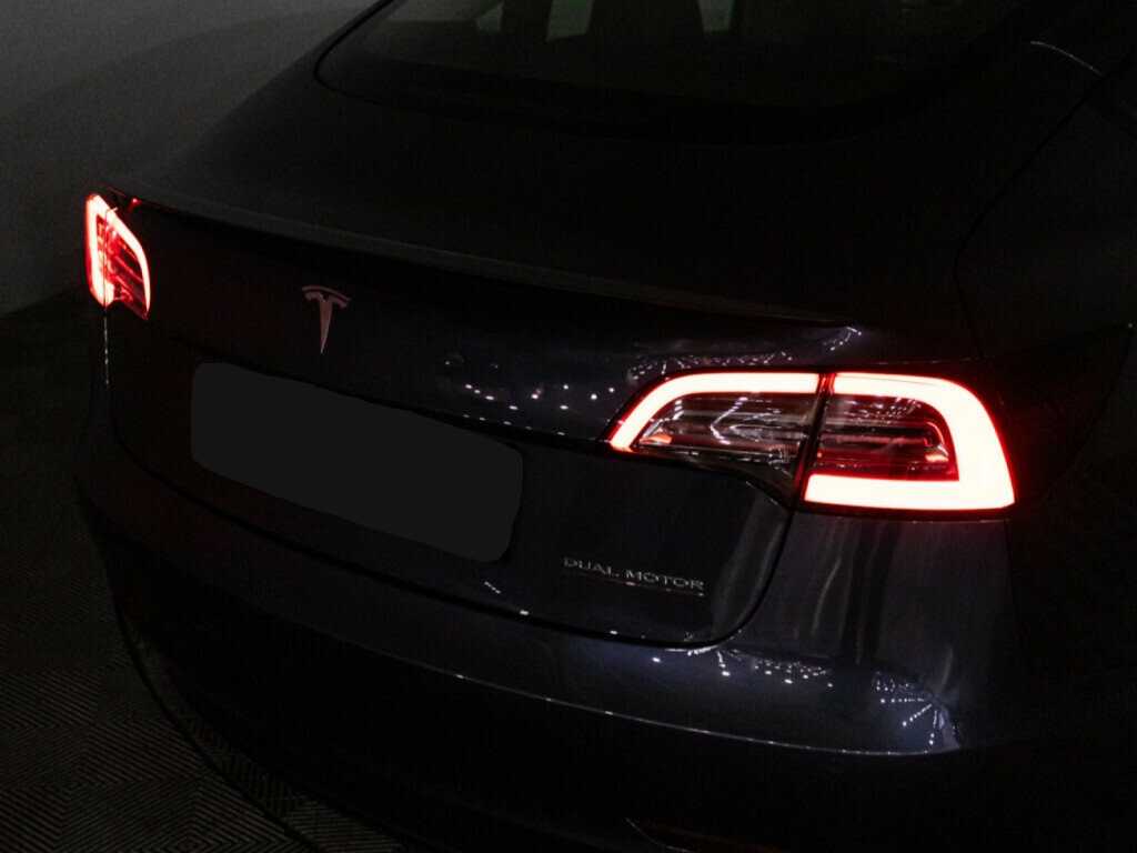 Tesla Model 3 Performance, 2020 Фото №27