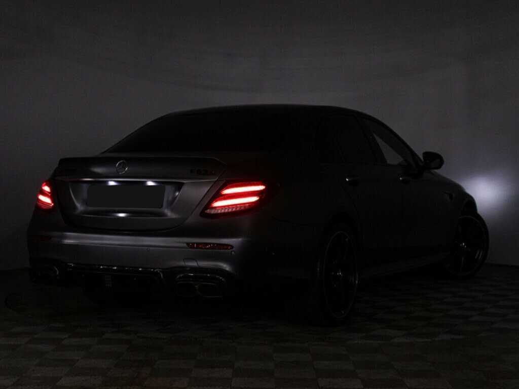 Mercedes-Benz E-Класс AMG 63 AMG S, 2018 Фото №28