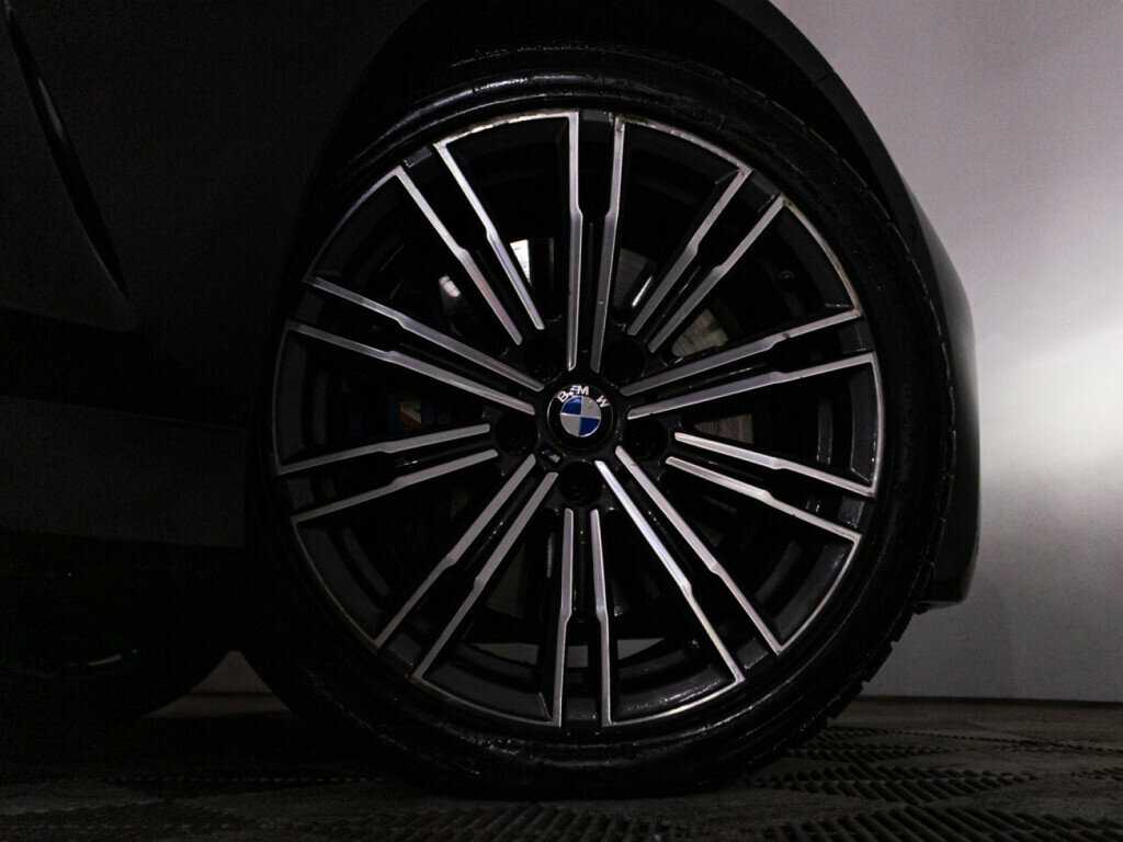 BMW 3 серии 330i, 2019 Фото №28