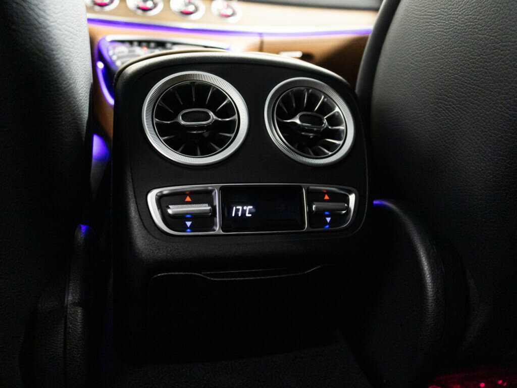 Mercedes-Benz AMG GT 43, 2019 Фото №26