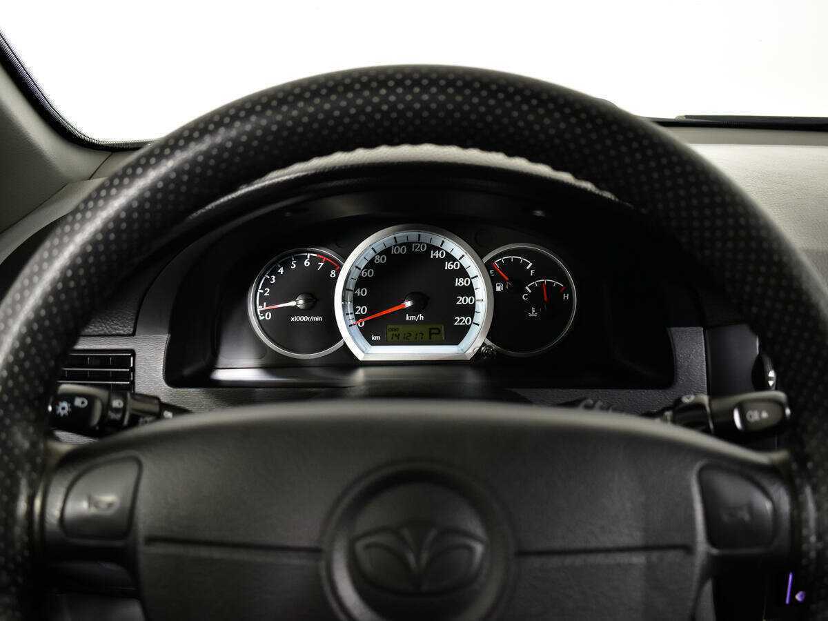 Daewoo Gentra, 2014 Фото №11